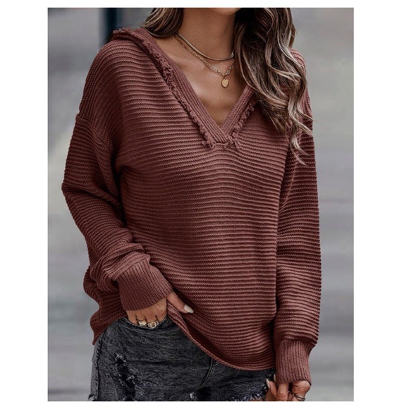 $25 start No. 212 LAST ONE ❤️ Textured hooded sweater - Picture 2 of 3